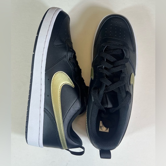 🆕Nike Court Borough Low 2 in Black Gold Size:6.5Y - Brand New No Box - Picture 2 of 13